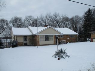 111 Mayer Dr, Pittsburgh, PA 15237