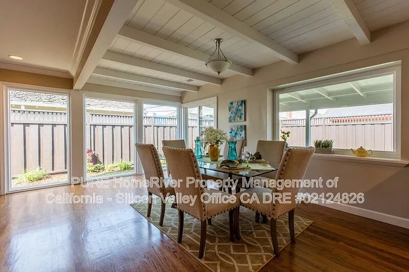 3 bed, 2.0 bath, 1310 sqft, $6,500 — Photo 4