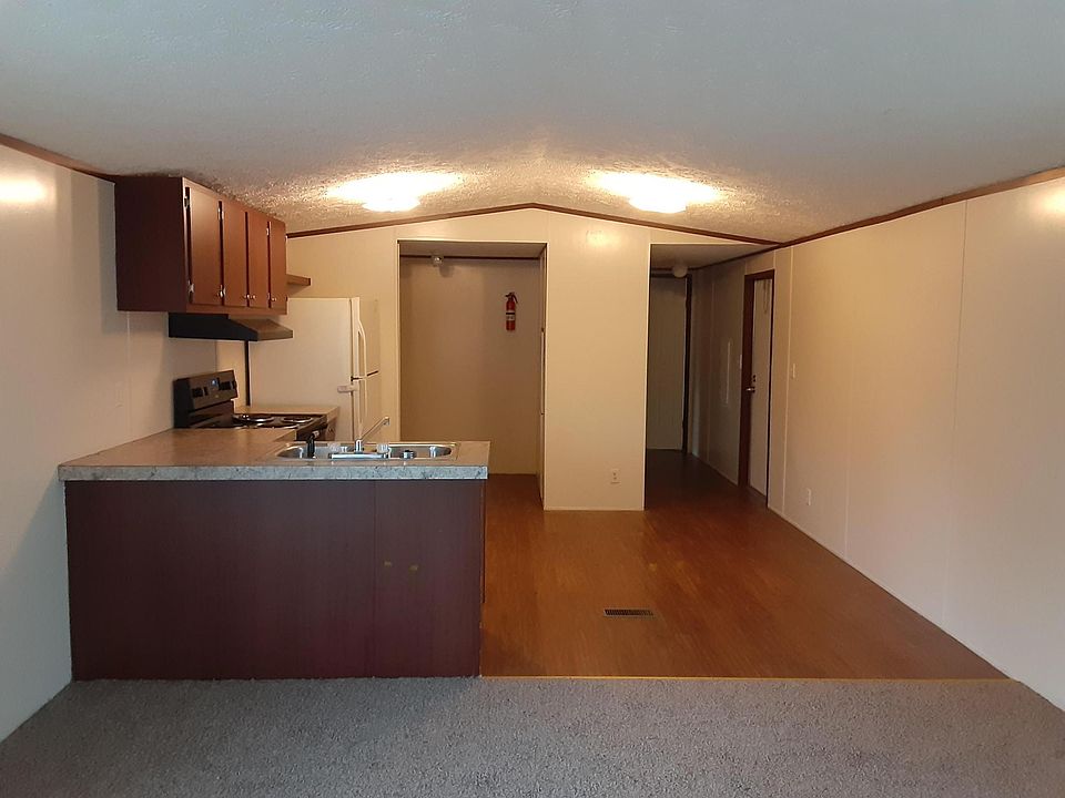 2nd image of 61 Alder Ct