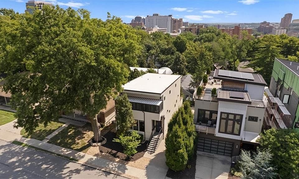 1st image of 4727 Mercier St
