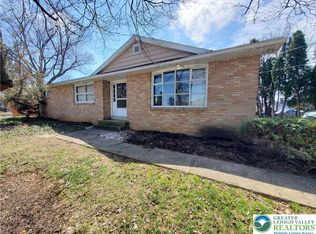 4542 Lime Kiln Rd S, Orefield, PA 18069