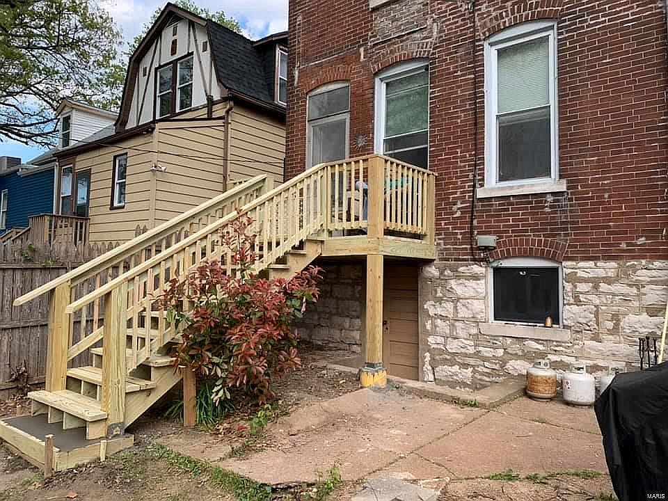 2nd image of 4657 Varrelmann Ave