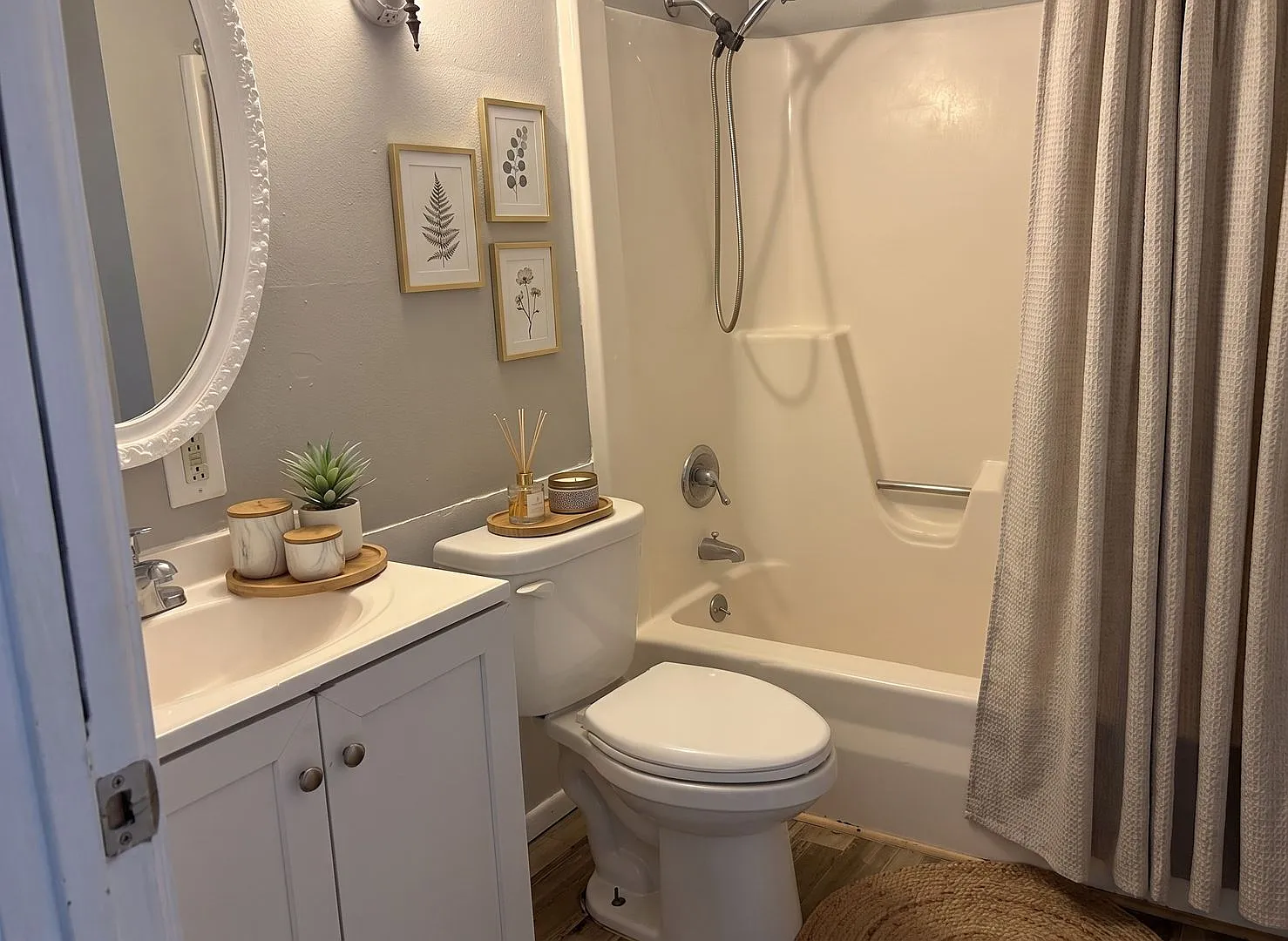 1153 Langley Rd — Photo 4