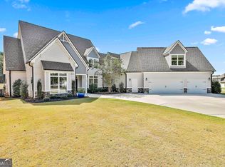 110 Whistle Pine Farm Dr, Senoia, GA 30276