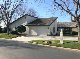 1536 Tollhouse Ln, Clovis, CA 93611