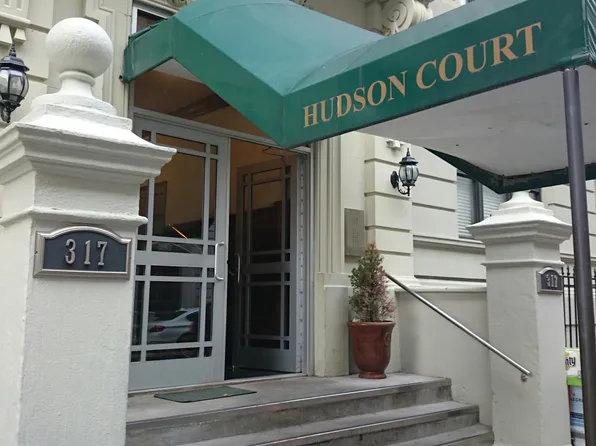 The Hudson Court