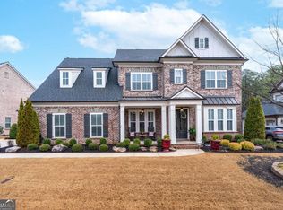 5161 Dinant Dr, Alpharetta, GA