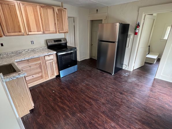 42 S Main St #4