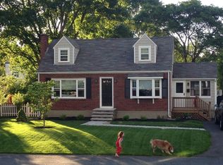 3 Johns Ave, Medfield, MA 02052