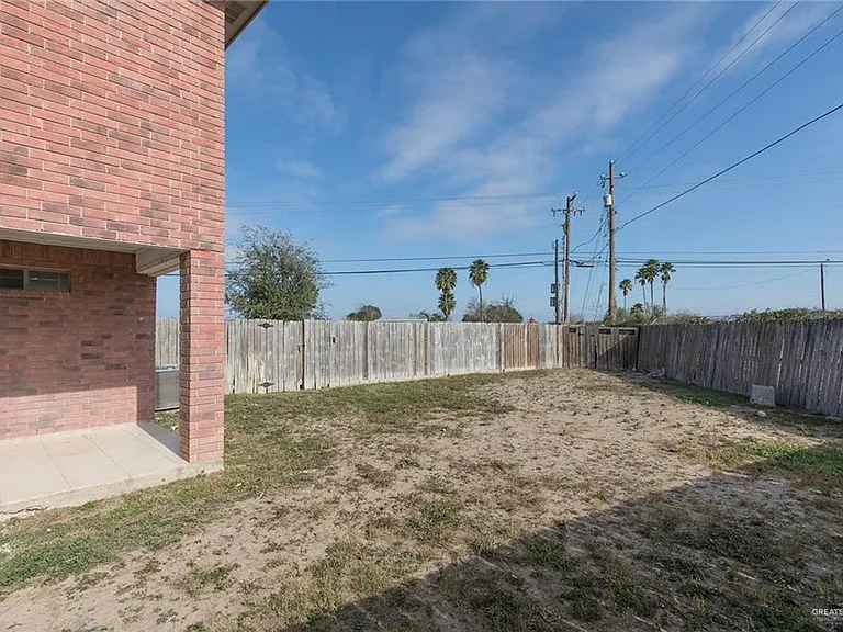 103 S 48th Ln #4 — Photo 13