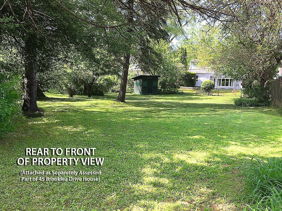2nd image of 44 Royal Oak Dr