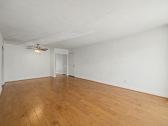 5th image of 3825 E Camelback Rd Unit 144
