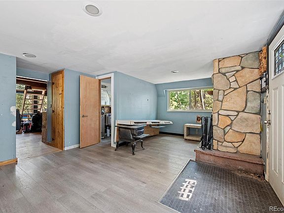 5th image of 10275 Dowdle Drive