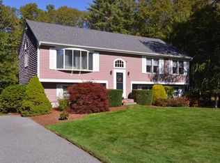 125 Wintergreen Ln, Taunton, MA 02780