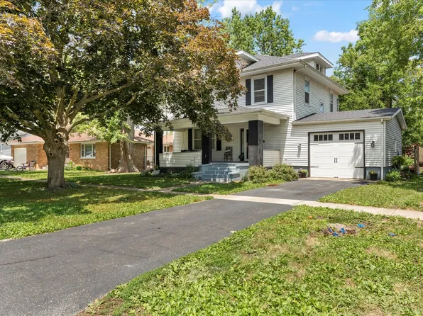 106 E Randolph St, Fisher, IL 61843