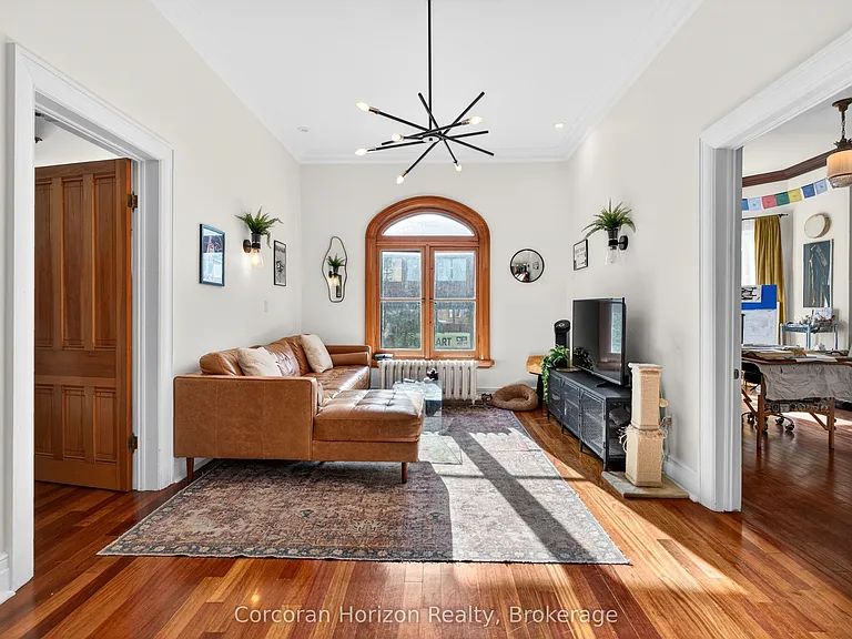 183 James St S #2 — Photo 10