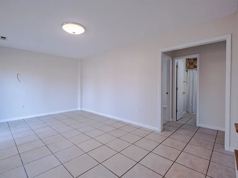117 Eagle Ct — Photo 21
