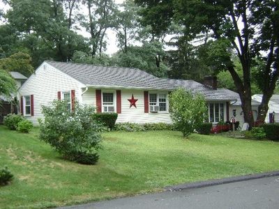 43 Larchmont Rd, Warwick, RI, 02886