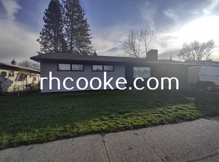 5820 N Maple St, Spokane, WA 99205