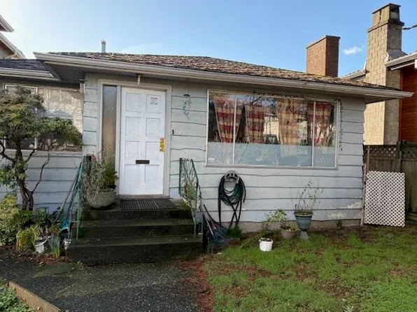 76 W 62nd Ave, Vancouver, BC V5X 2E1