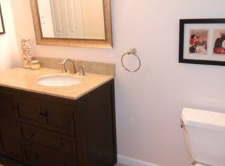 8606 Bluedale St, Alexandria, VA 22308