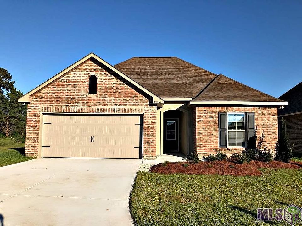 1st image of 32464 Curtis Cove Ln
