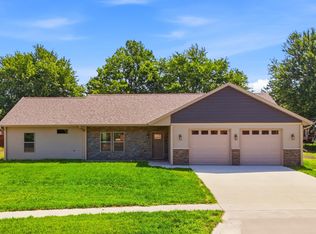1108 Willow Ave, Burlington, IA 52601