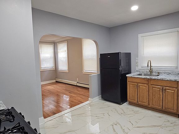 2nd image of 352 Howard Ave #A