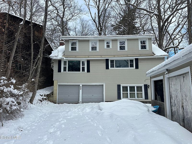 3rd image of 48-50 Horicon Avenue
