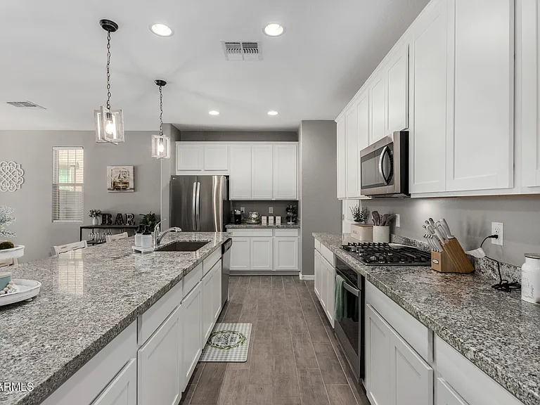 12143 W Marguerite Ave — Photo 15