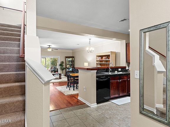 5th image of 901 Baldwin Rowe Cir