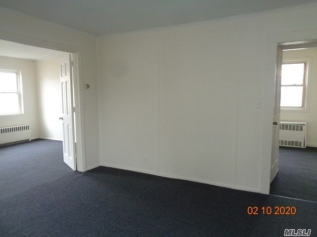 2nd image of 805 Nassau Rd #1