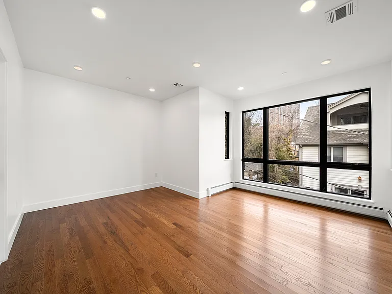 1456 River Rd #B — Photo 17
