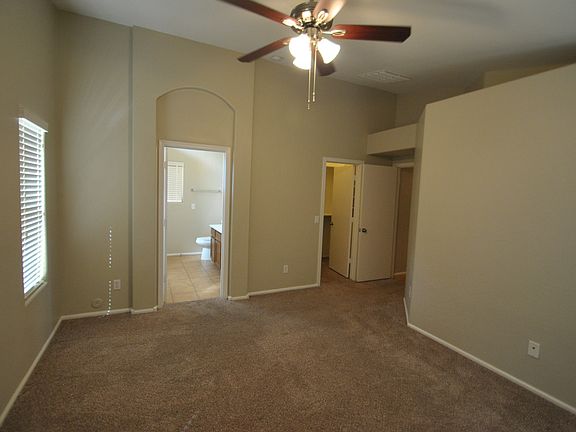 5th image of 648 E Jeanne Ln