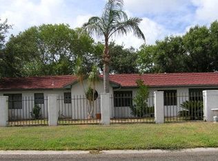 2005 Bay Ave, Rockport, TX 78382
