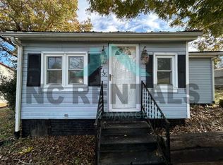 715 3rd Ave, Reidsville, NC 27320