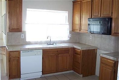 3rd image of 206 Quail Hollow Dr