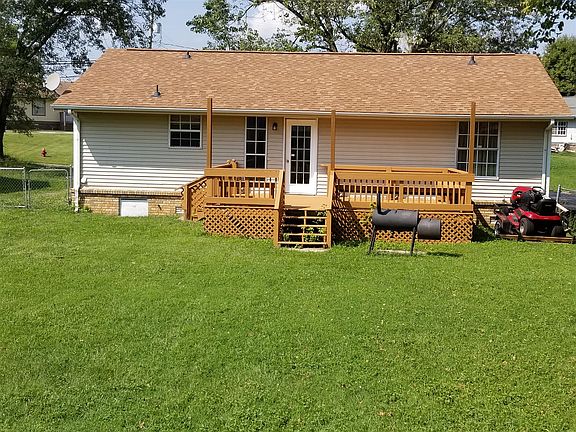 2nd image of 220 Al Oerter Dr