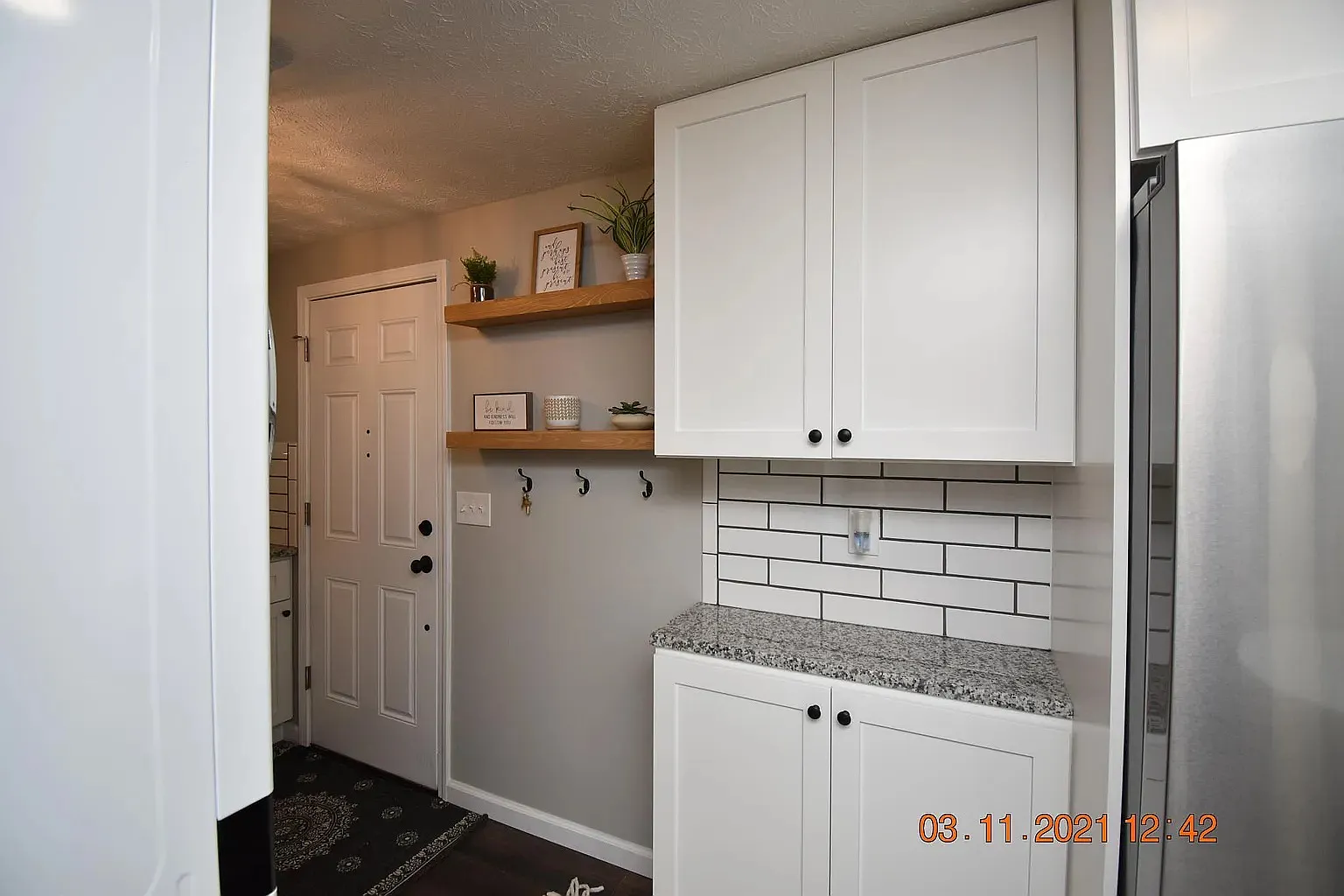 2 bed, 700 sqft, $2,000 — Photo 4