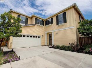 332 Pacifica Dr, Brentwood, CA
