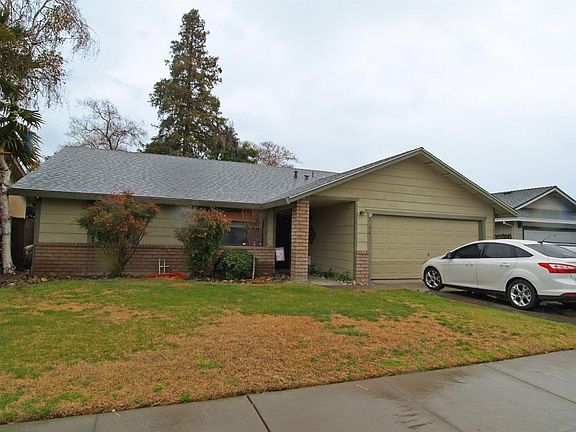 2nd image of 2490 Saint Marys Ct