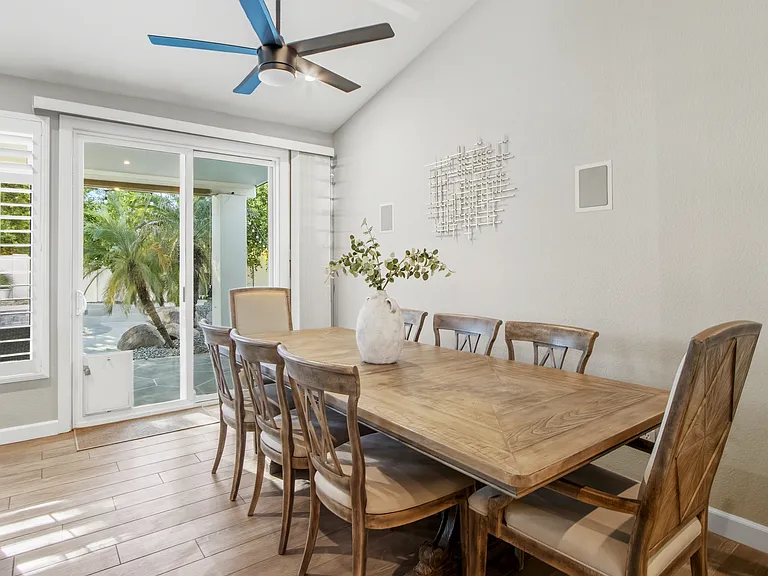 680 N Cordoba Ave — Photo 33
