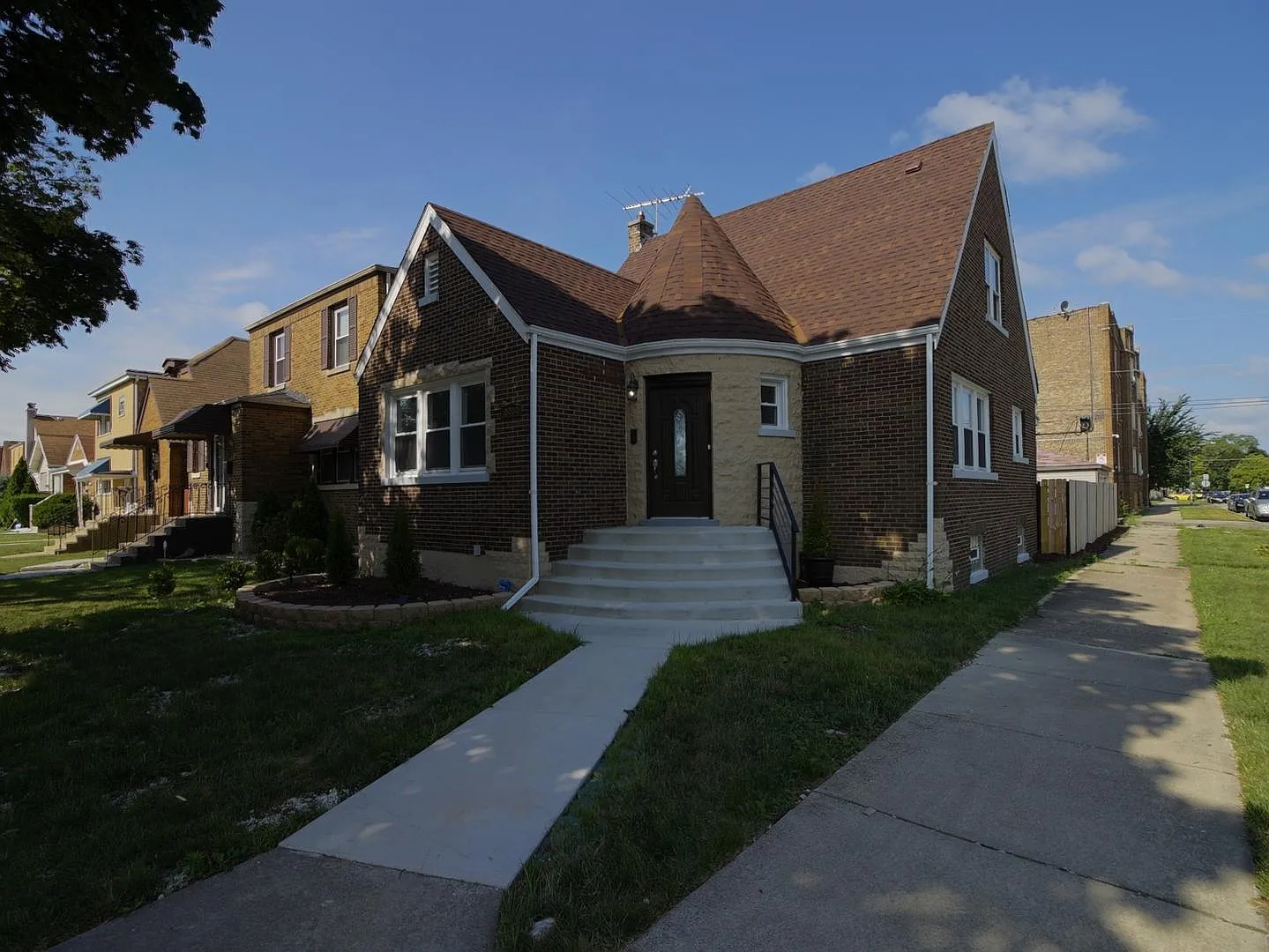 10200 S Saint Lawrence Ave photo 1