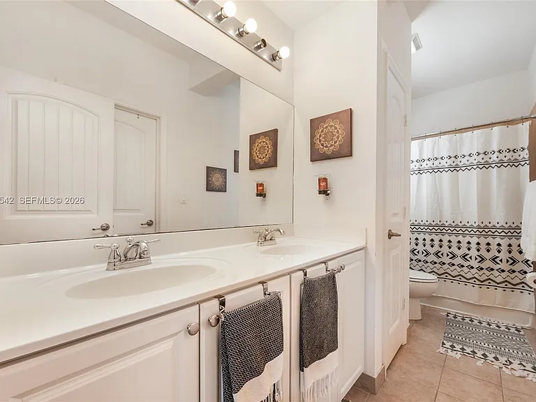 21471 SW 89th Ct — Photo 7