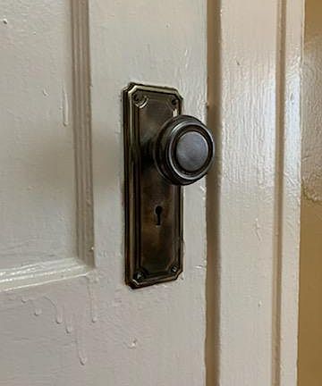 4th image of 3843 E Michigan St