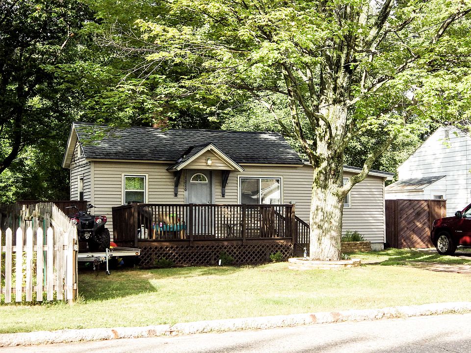 1st image of 1216 Waldo St