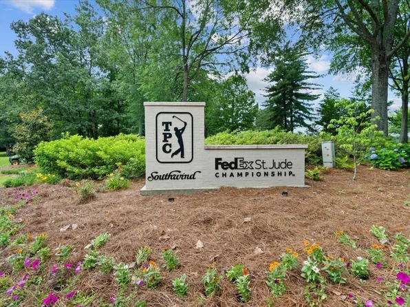 8961 Golf Walk Cir S, Memphis, TN 38125