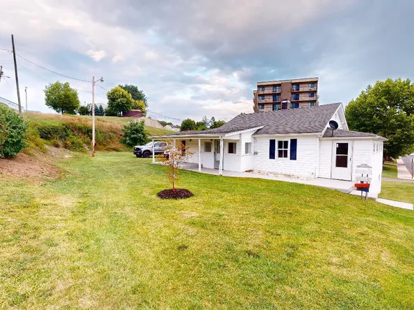 590 Carskadon Ln, Keyser, WV 26726