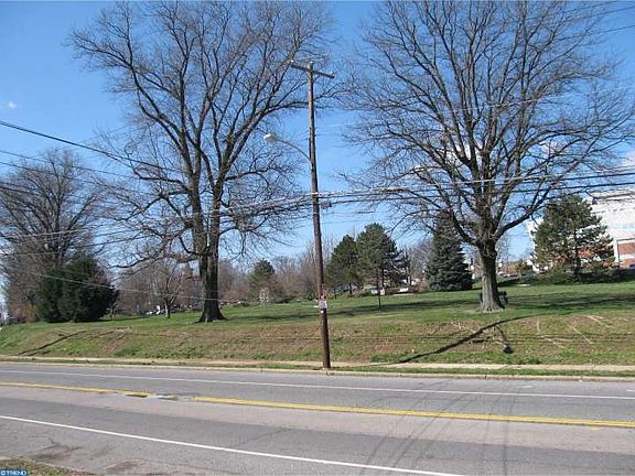 5th image of 7763 Hasbrook Ave