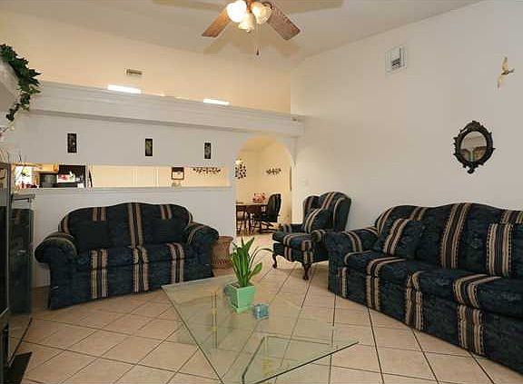 3rd image of 3437 Belfry Park Dr